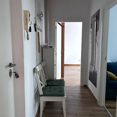 Apartment Surya *